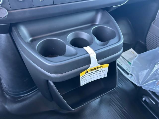 2025 Chevrolet Express Cargo Work Van - Photo 25