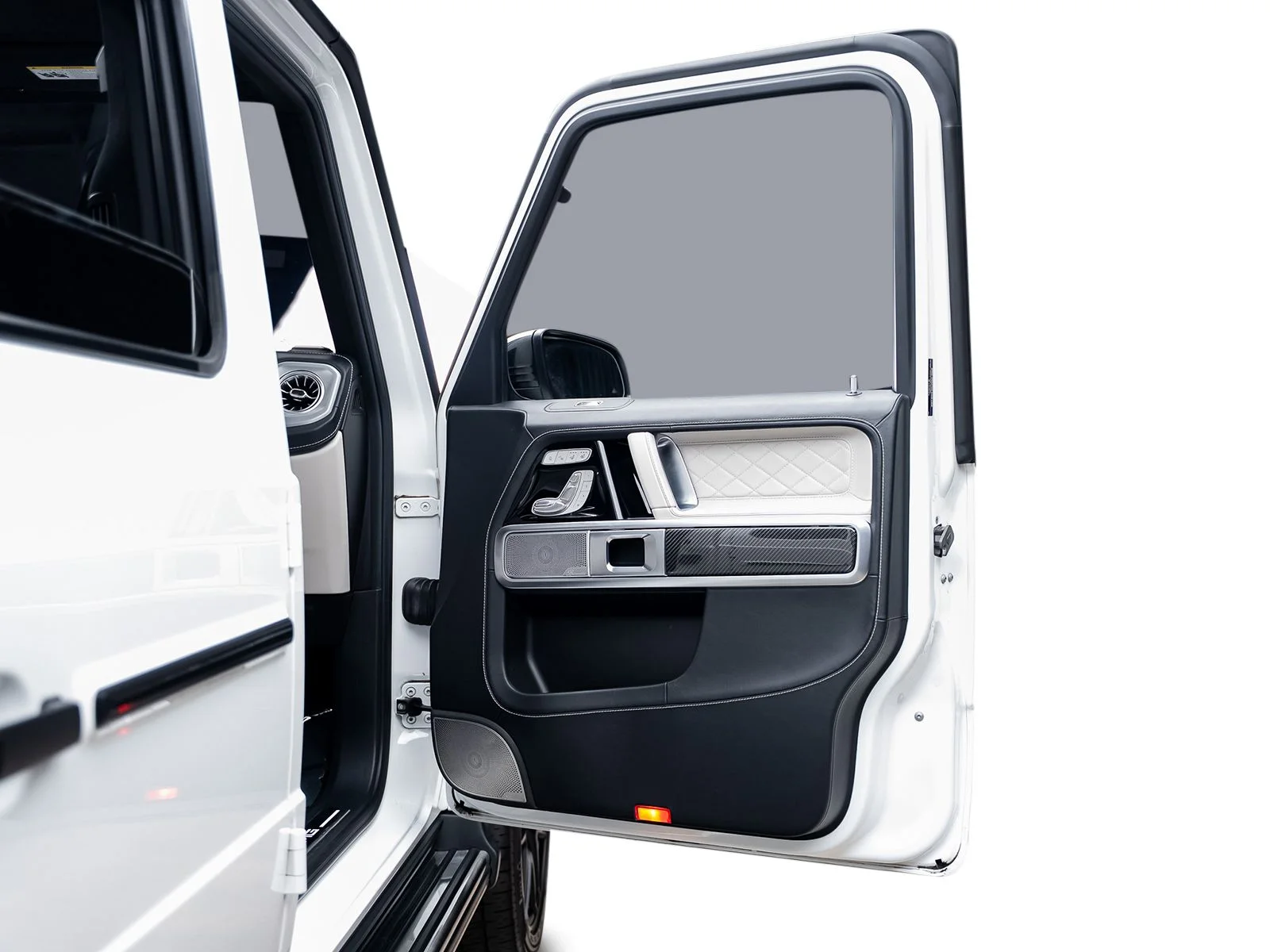 Used 2022 White Mercedes-Benz G 63 AMG® image 41
