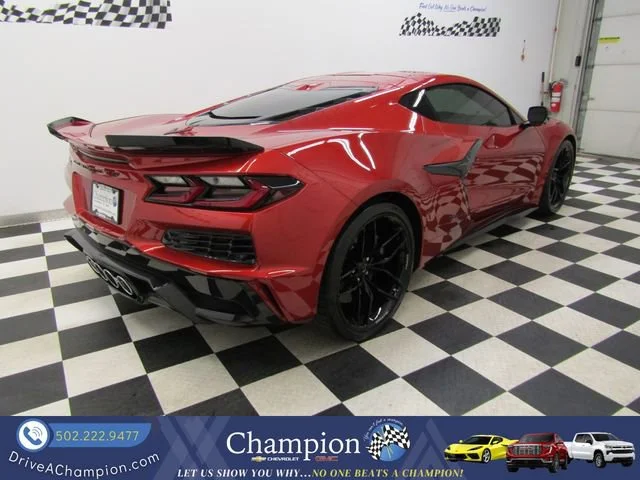 Used 2025 Red Mist Metallic Tintcoat Chevrolet 2LZ image 14