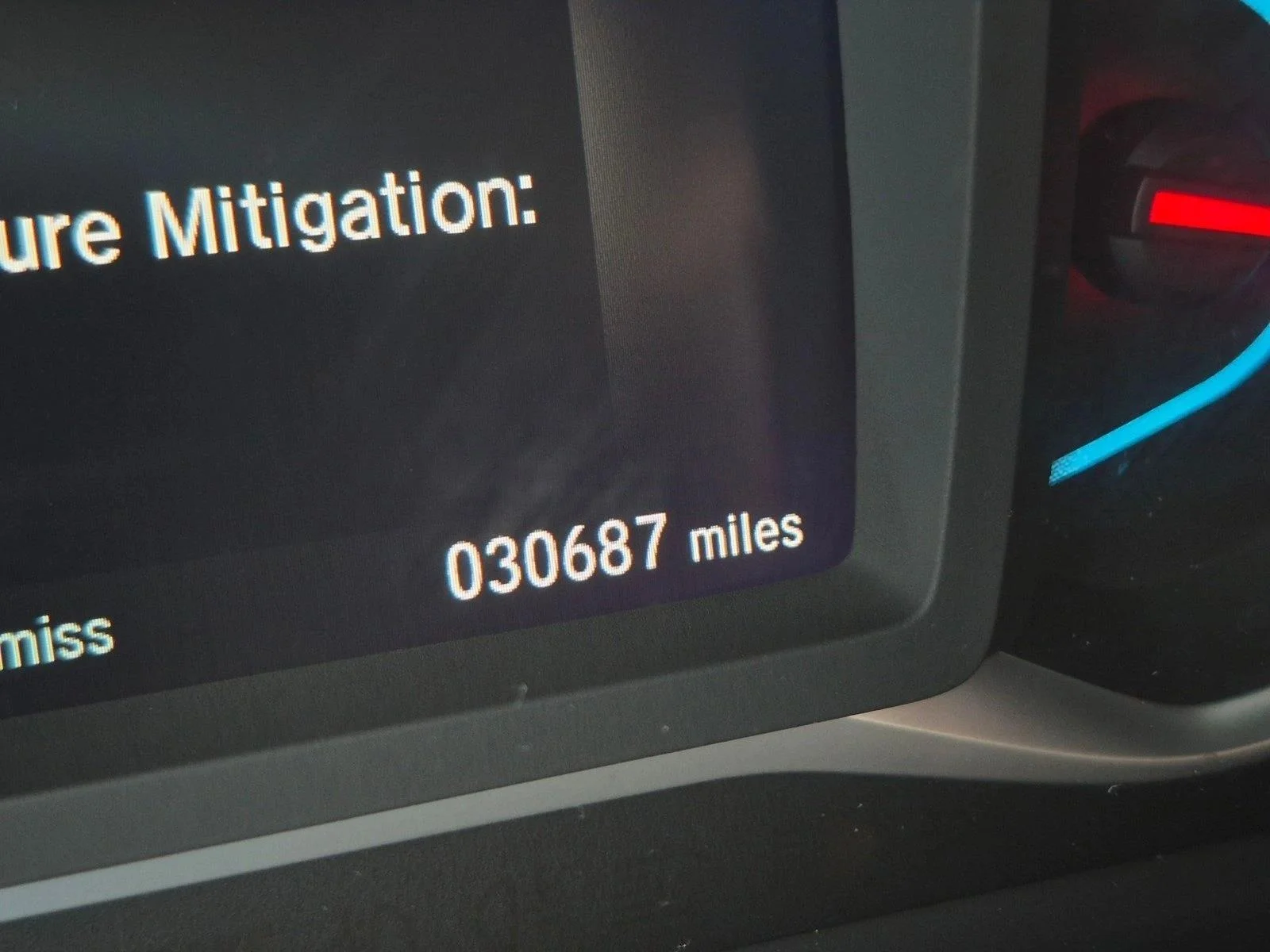 Used 2019 White Diamond Pearl Honda EX-L image 11