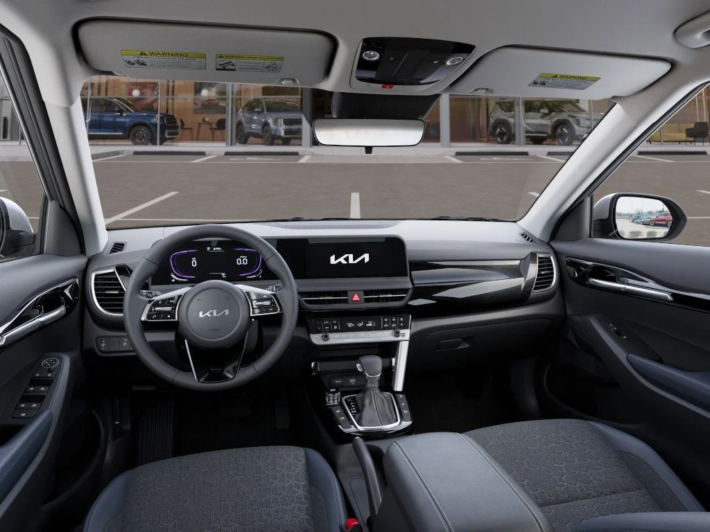 2025 Kia Seltos S - Photo 14