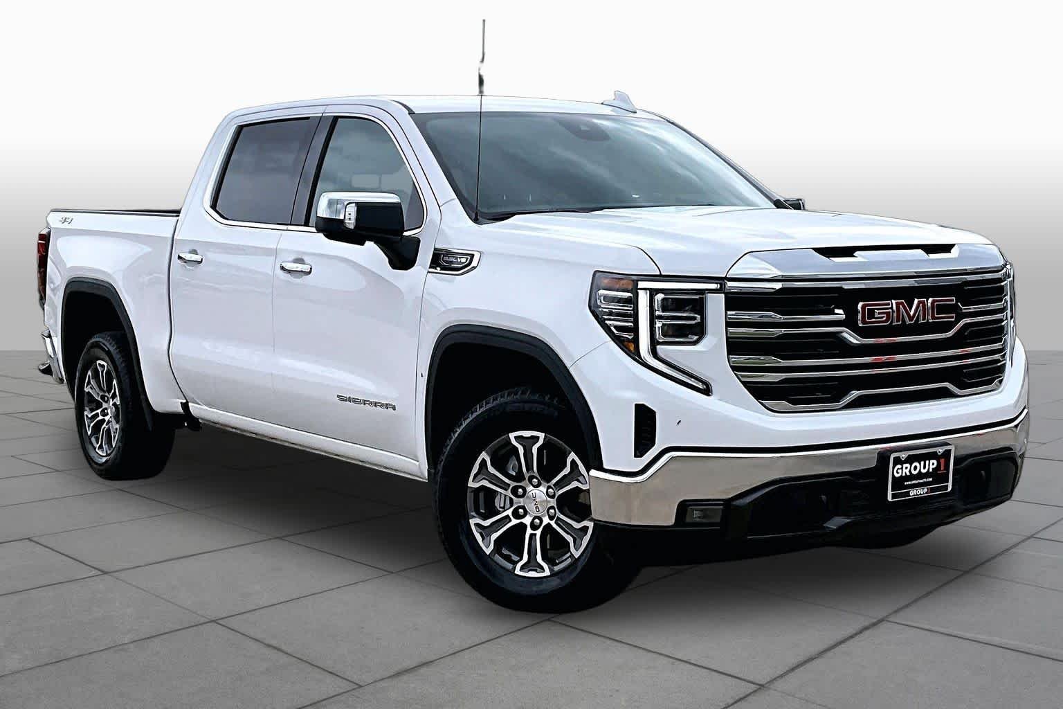 Used 2026 Summit White GMC SLT image 3