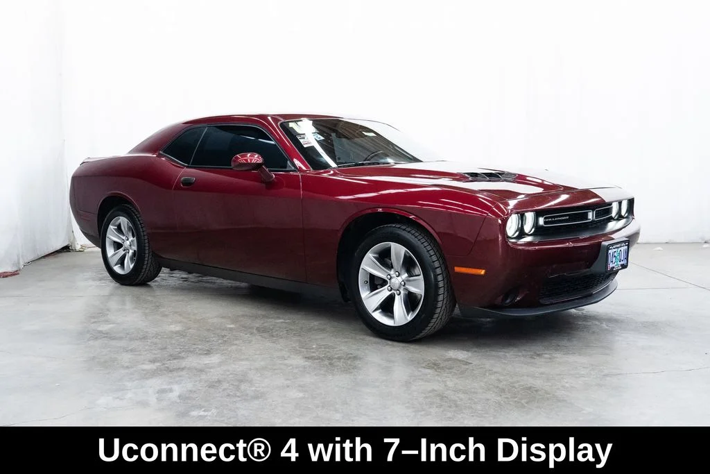 2018 Dodge Challenger SXT's photo