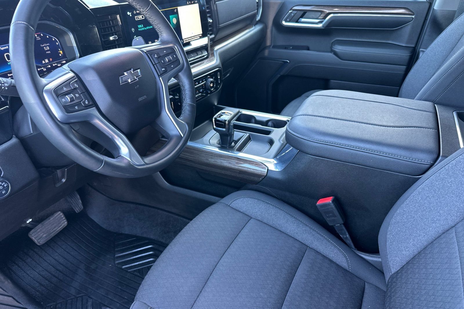 2024 Chevrolet Silverado 1500 RST - Photo 10