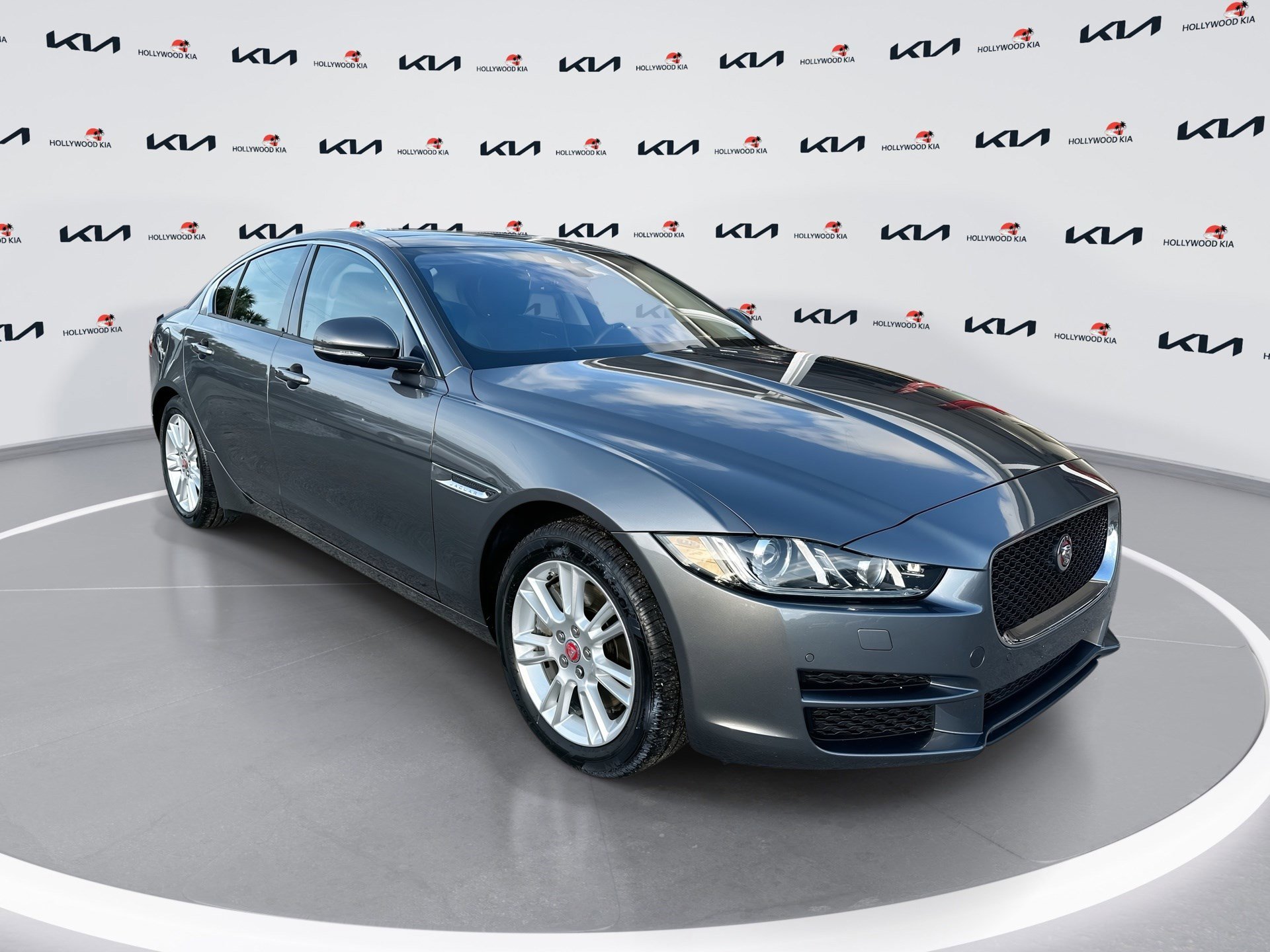 2017 Jaguar XE Premium