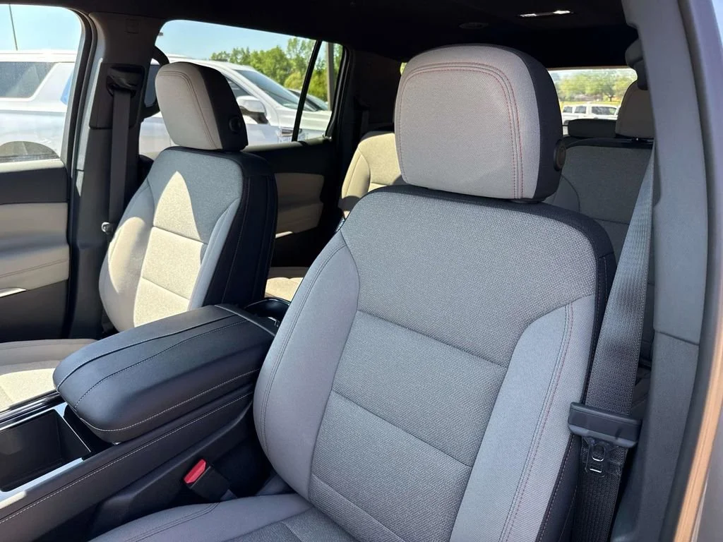 New 2026 Sterling Gray Metallic Chevrolet LT image 33