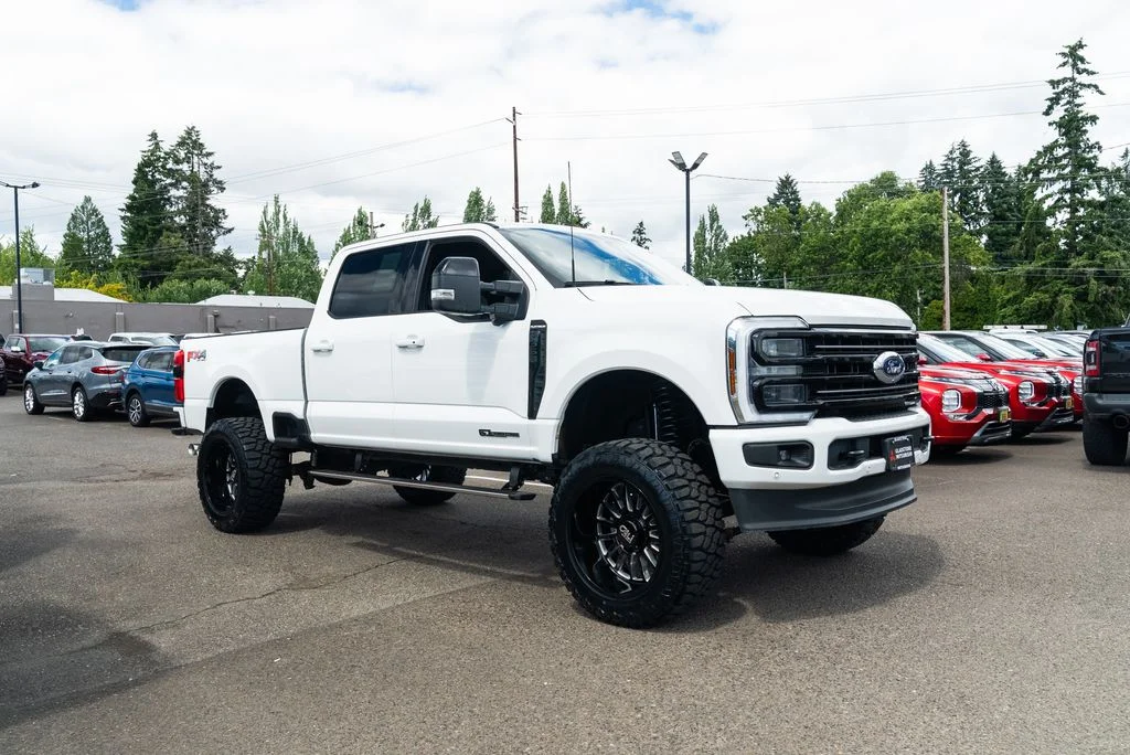 Used 2025 White Ford Platinum image 38