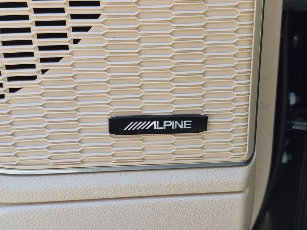 Used 2023 Black Jeep 4xe image 14