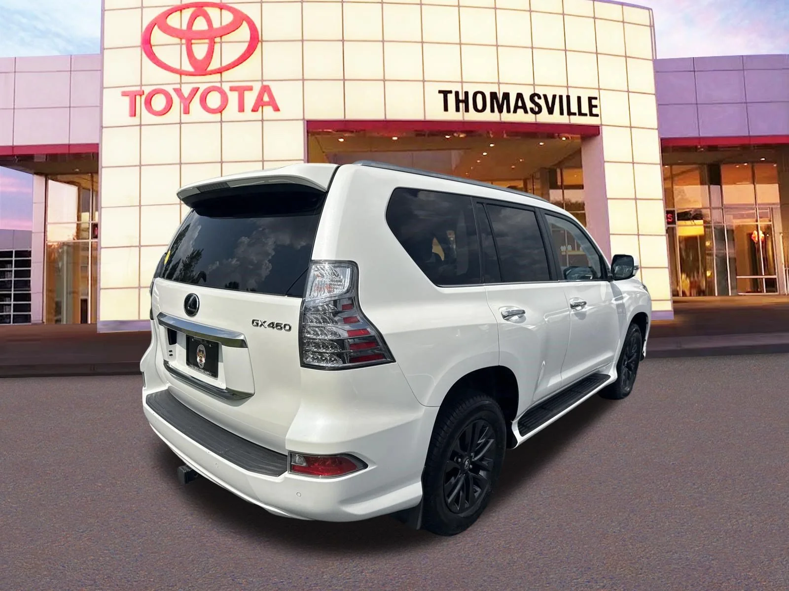 Used 2021 Starfire Pearl Lexus 460 image 5