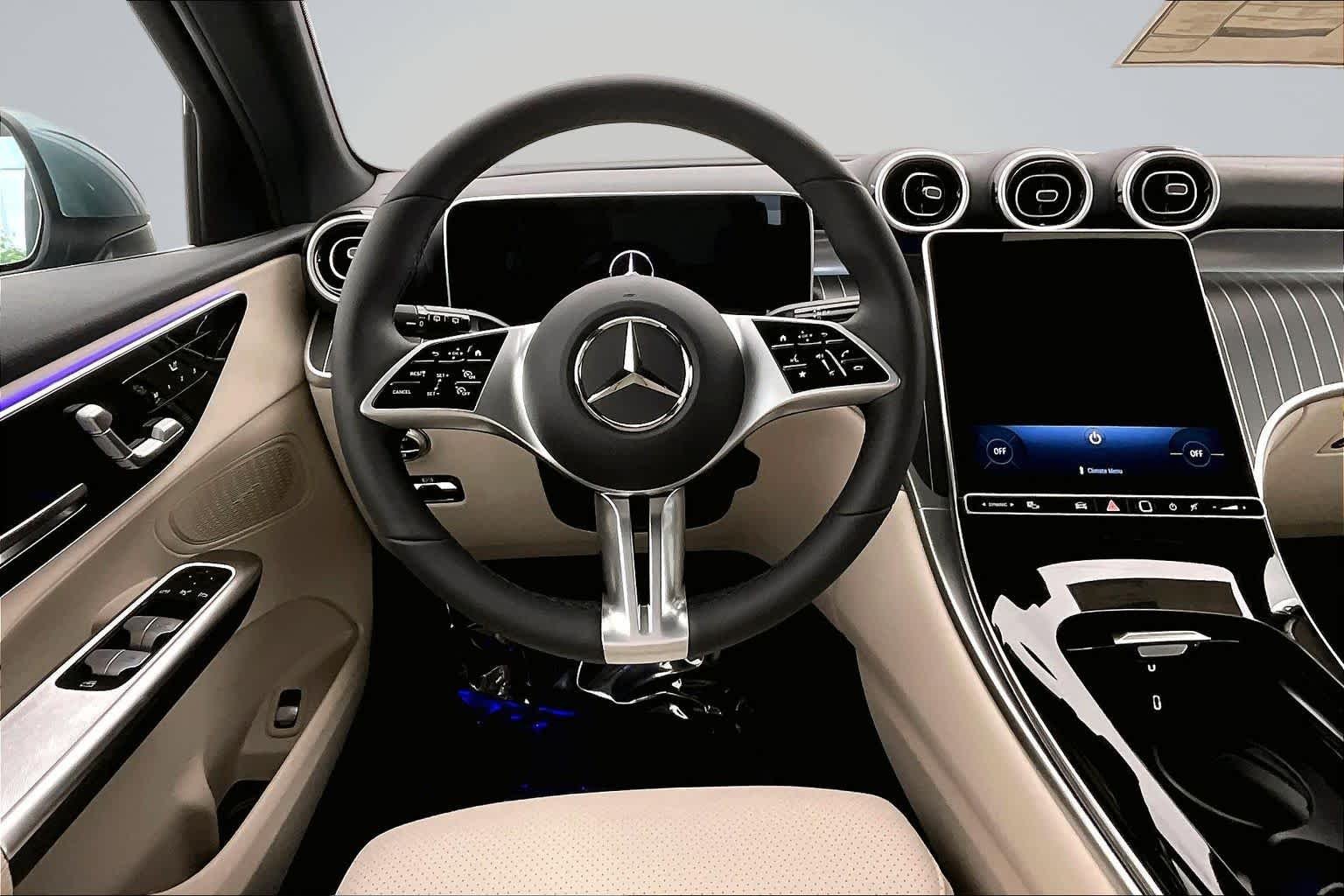 New 2026 Verde Silver Metallic Mercedes-Benz GLC 300 image 15