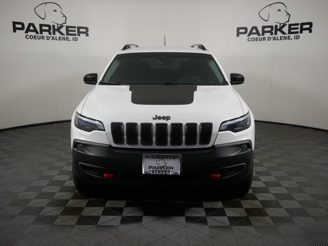 Used 2022 Bright White Clearcoat Jeep Trailhawk w/ Technology Pkg & Comfort Pkg image 3