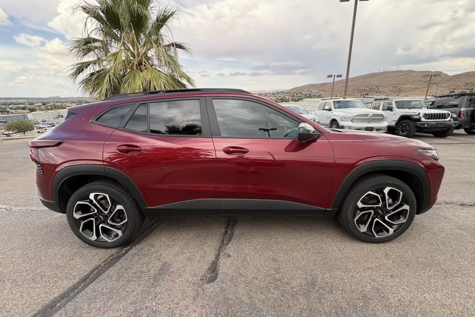 2024 Chevrolet Trax RS - Photo 7