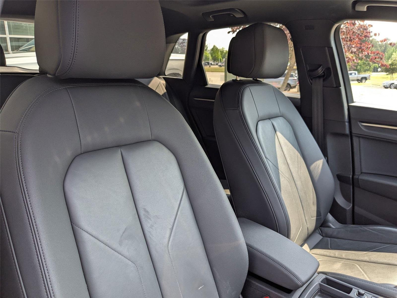 Used 2025 Arkona White Audi S line Premium image 31
