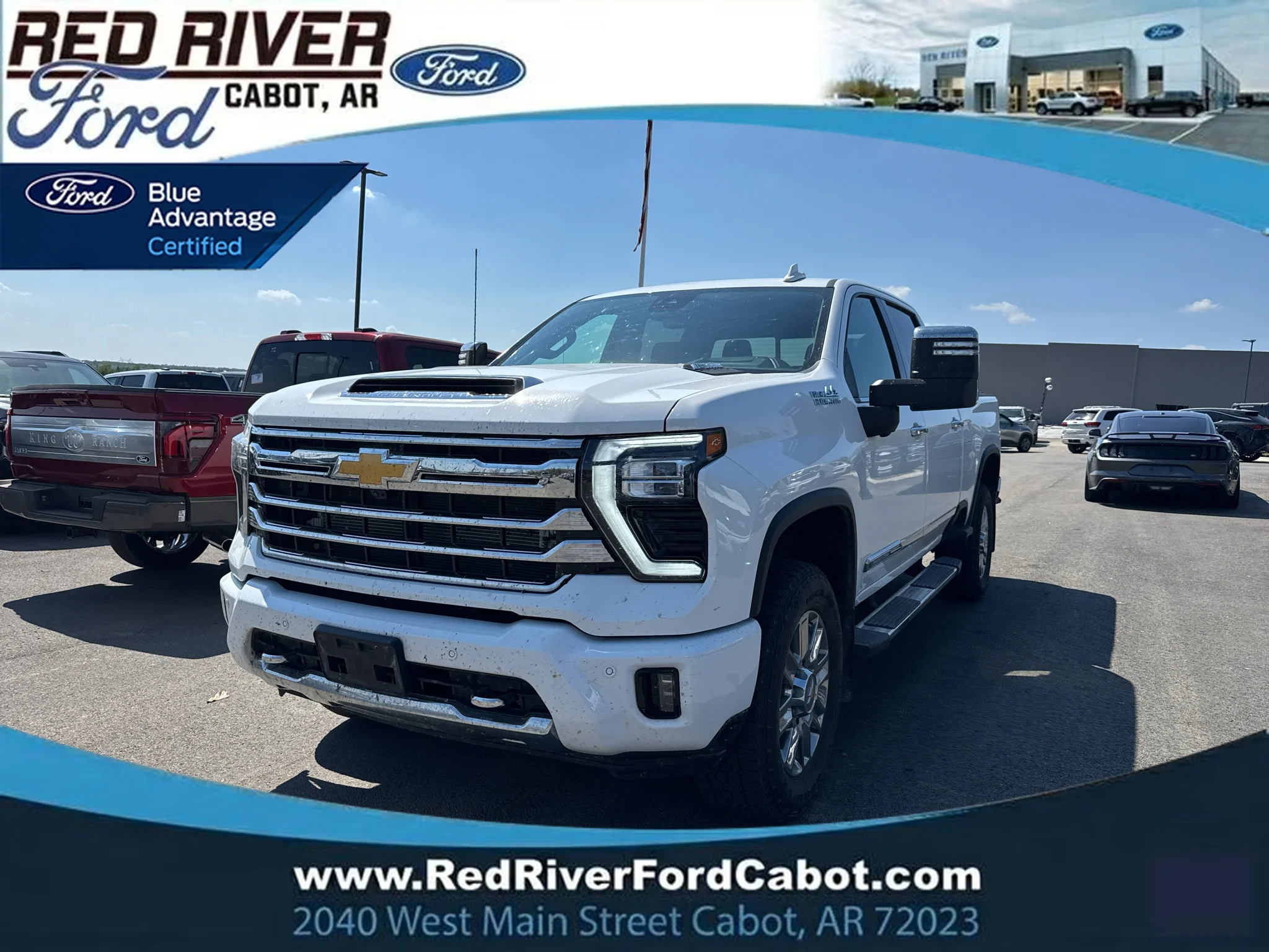 Used 2026 Summit White Chevrolet High Country image 1