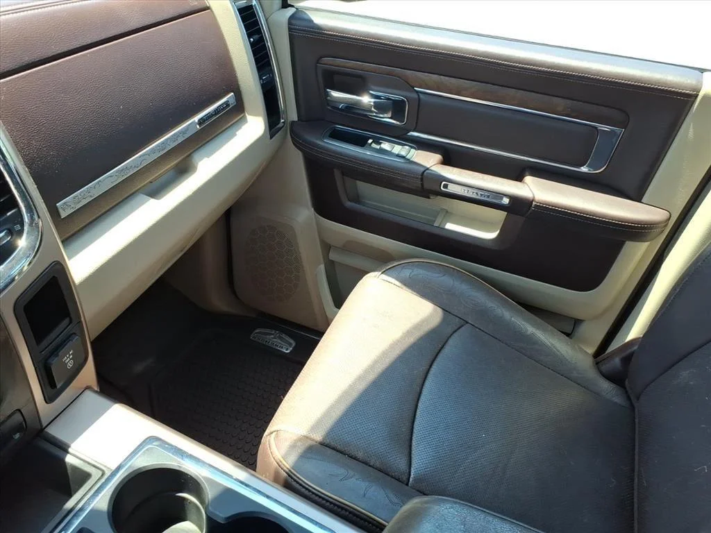 Used 2013 Prairie Pearl Ram Laramie Longhorn Edition image 25