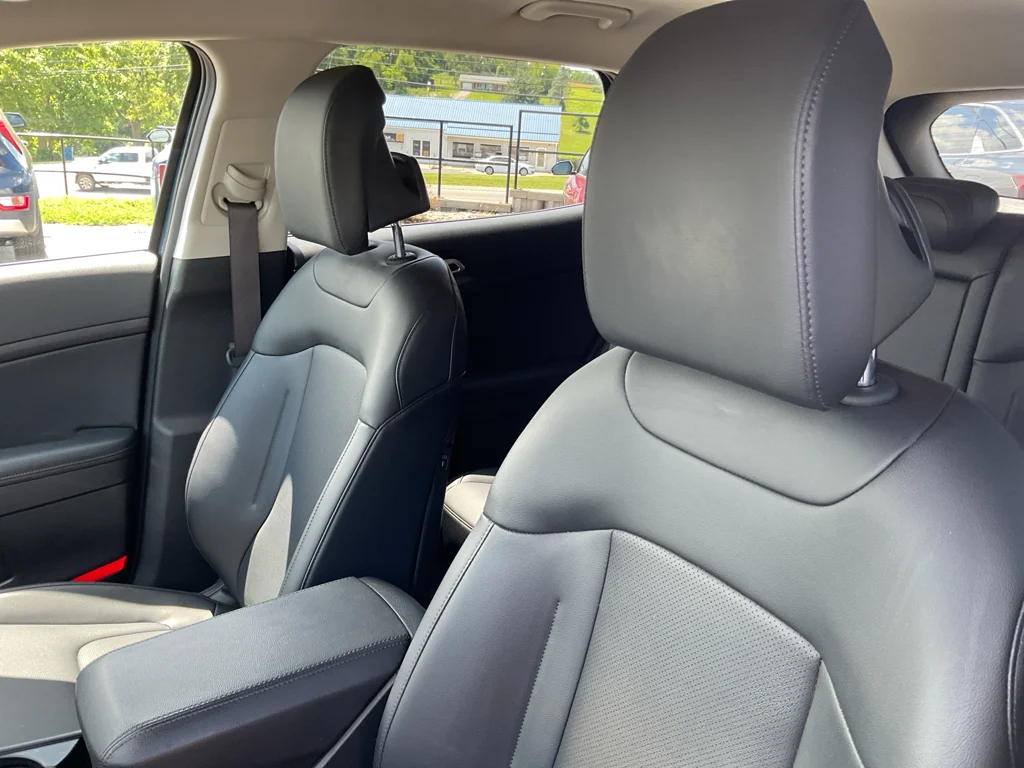 Used 2025 Vesta Blue Kia EX image 21