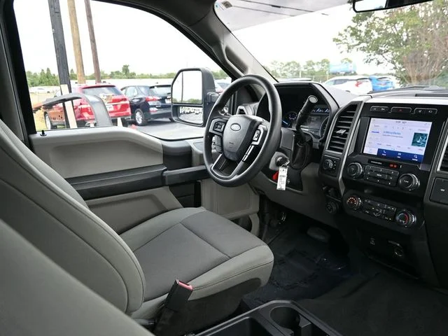 2022 Ford F-450 Super Duty XL - Photo 33