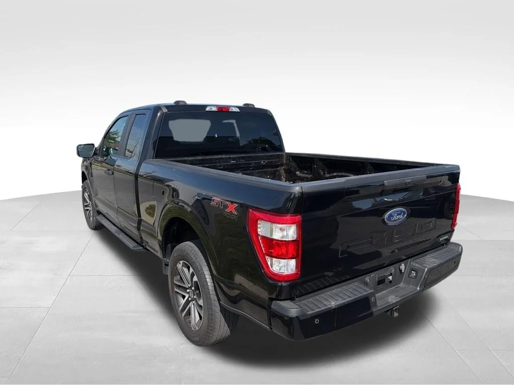Used 2023 Black Ford XL image 11