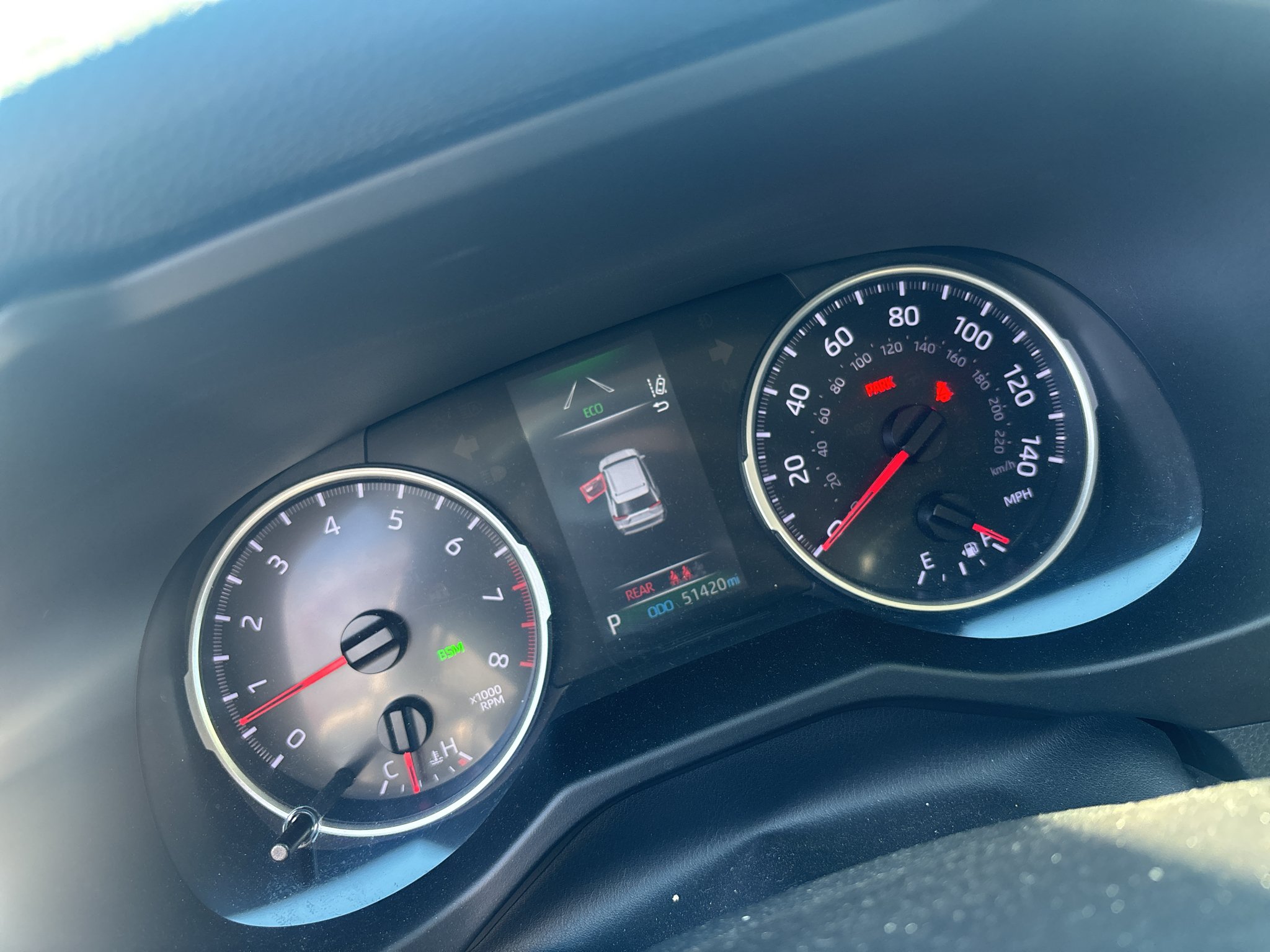 Used 2019 Super White Toyota XLE image 4