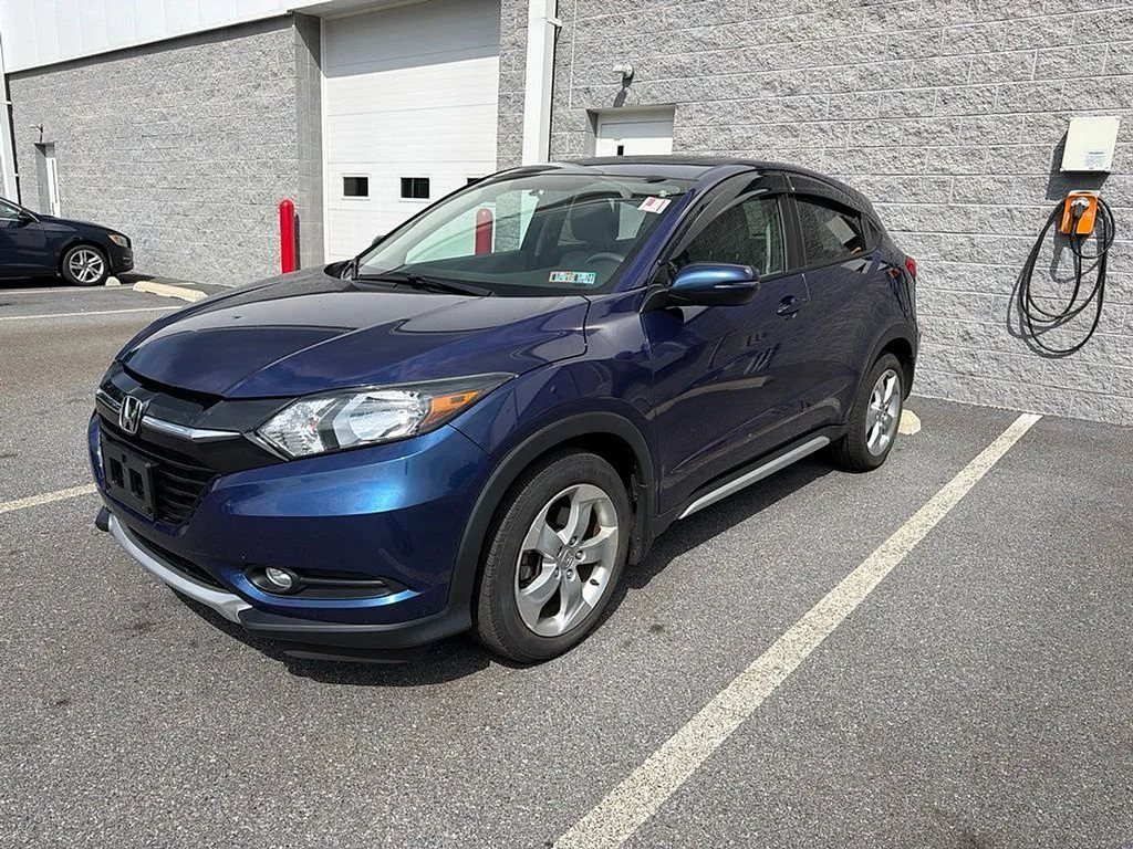 Used 2016  Honda EX image 2