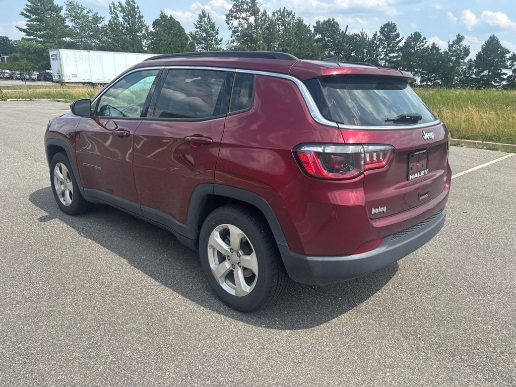 Used 2021 Red Jeep Latitude image 5