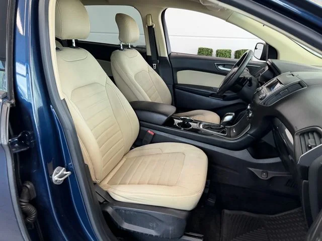 Used 2017 Blue Ford SE image 16