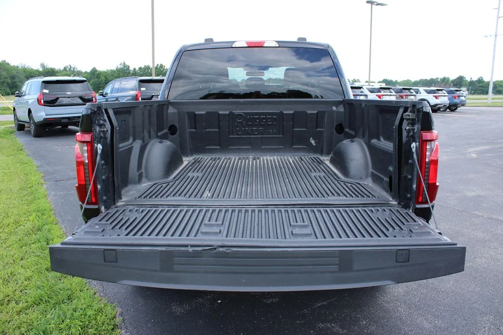Used 2024 Black Metallic Ford XLT image 13