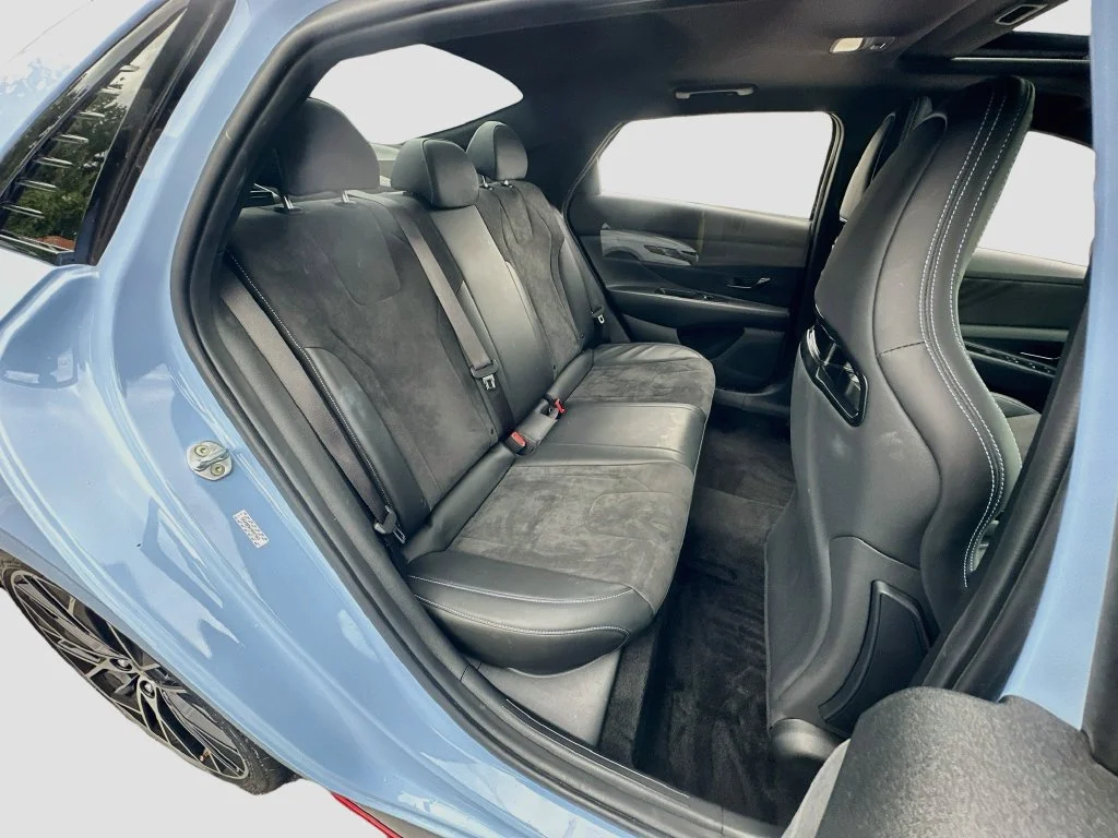 Used 2022 Blue Hyundai Base image 28