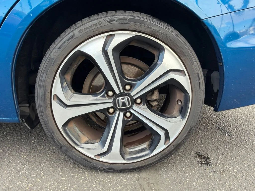 Used 2015 Blue Honda Si image 5