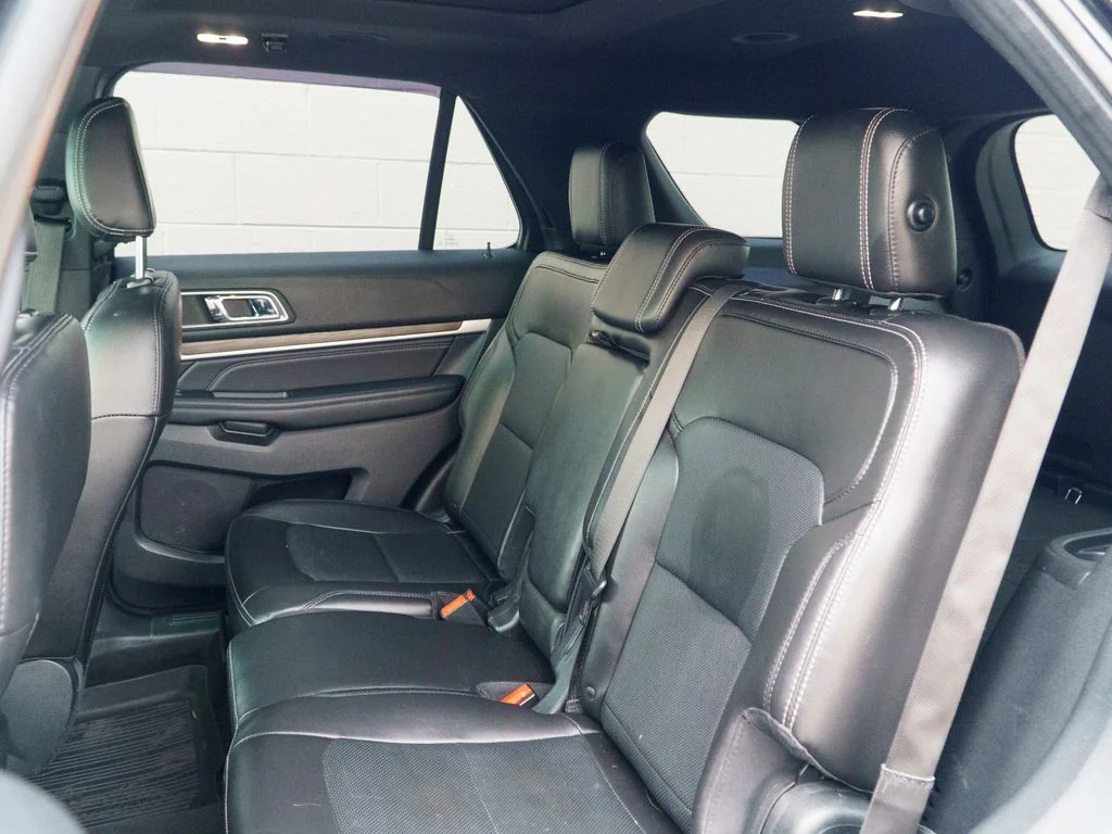 Used 2018 Shadow Black Ford Limited image 18