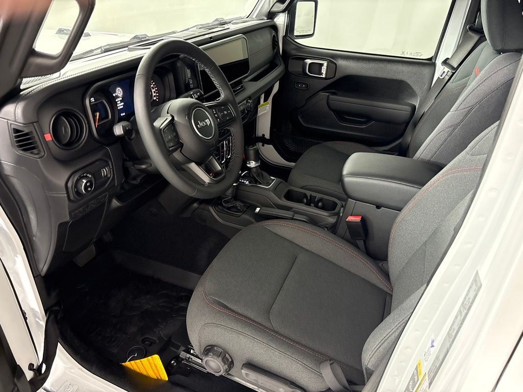 New 2026 Bright White Clearcoat Jeep Rubicon image 27