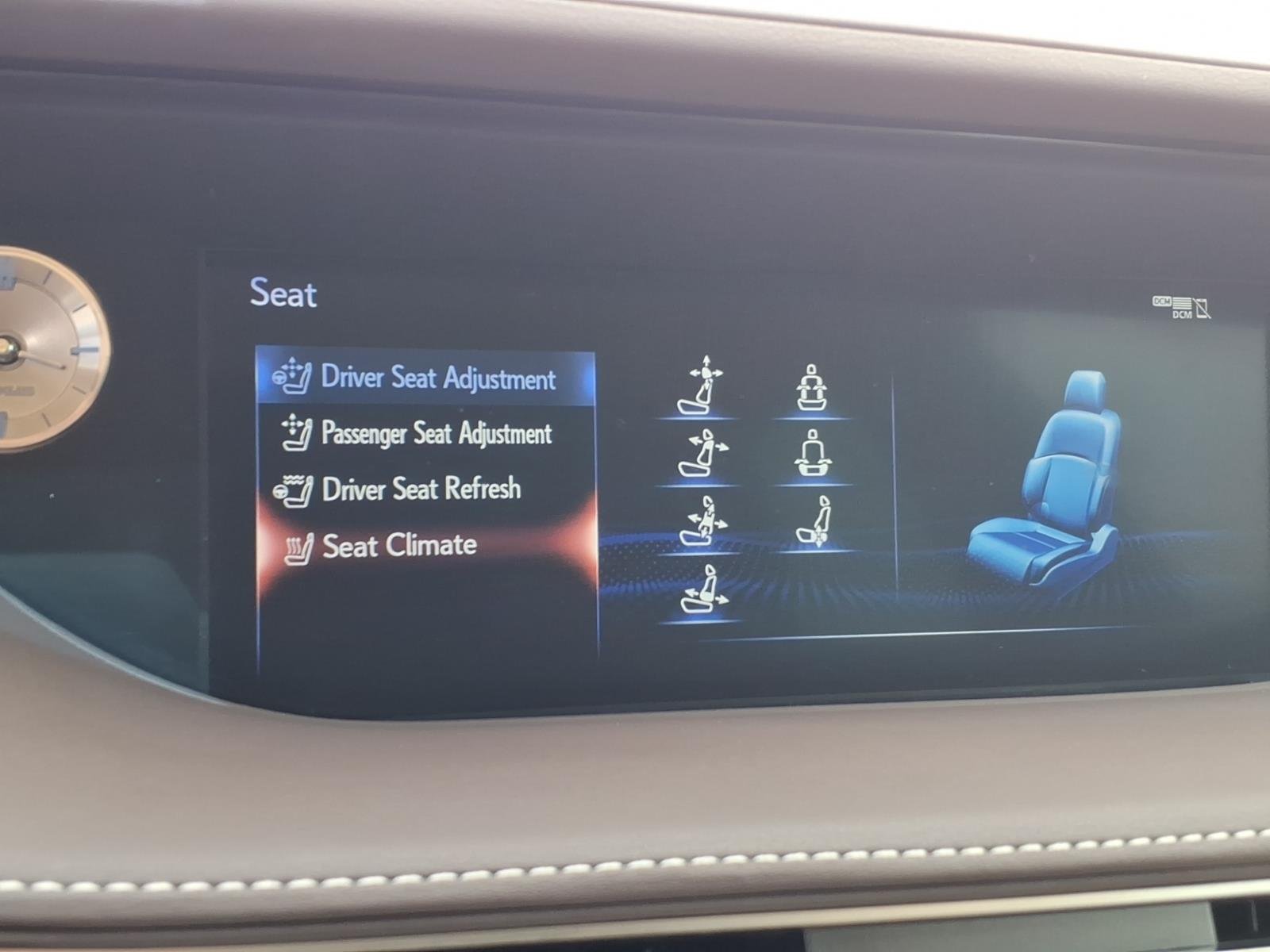 Used 2019 Eminent White Pearl Lexus Base image 11
