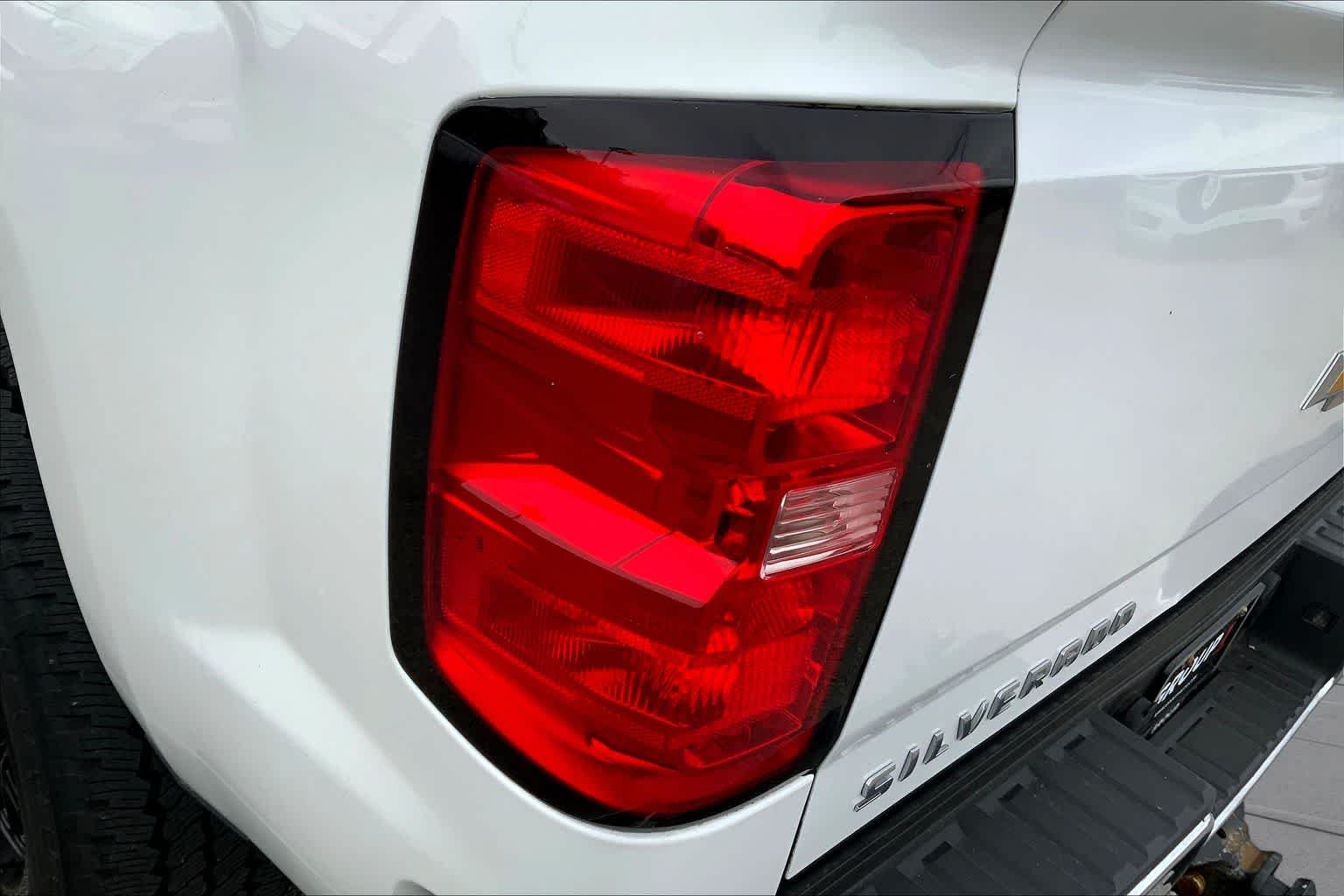 Used 2015 Summit White Chevrolet Work Truck image 28