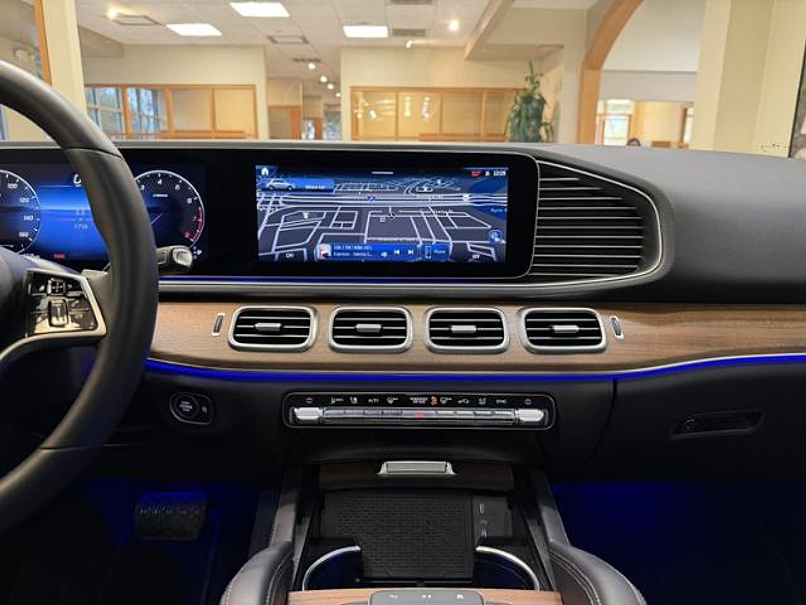 Certified Used 2026 Cirrus Silver Metallic Mercedes-Benz GLE 350 image 14