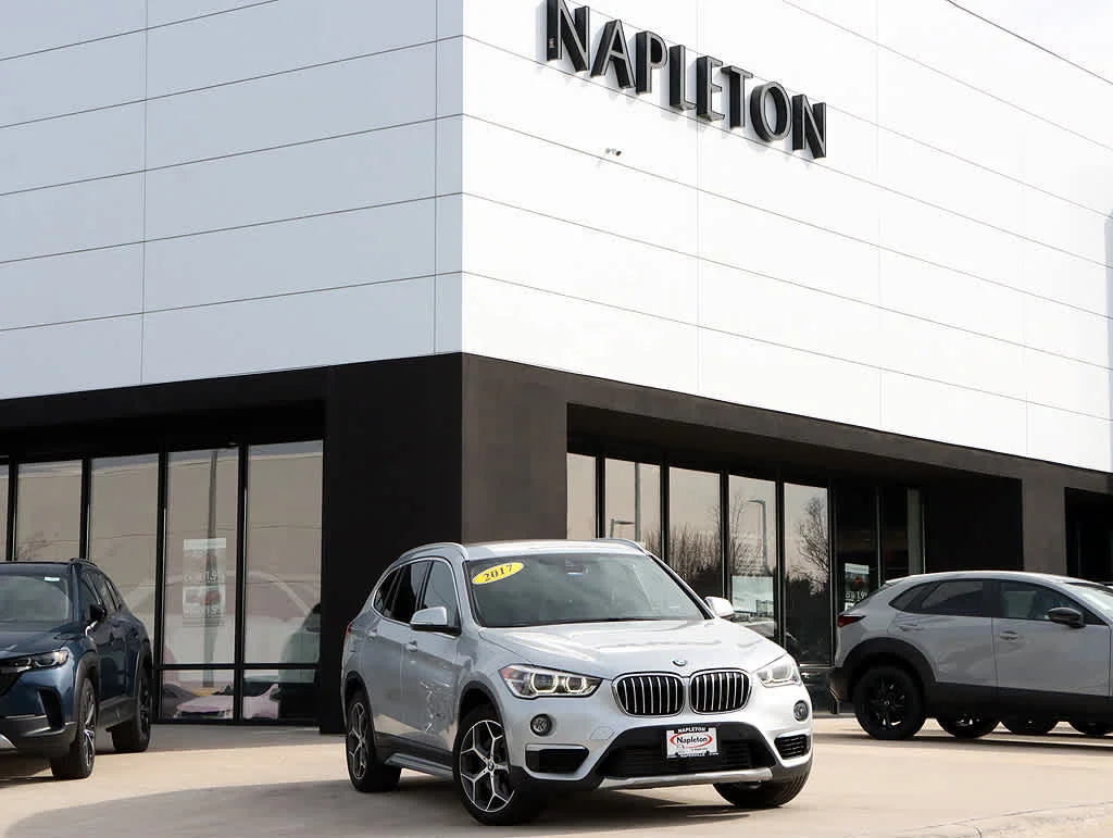 2017 BMW X1 xDrive28i's photo