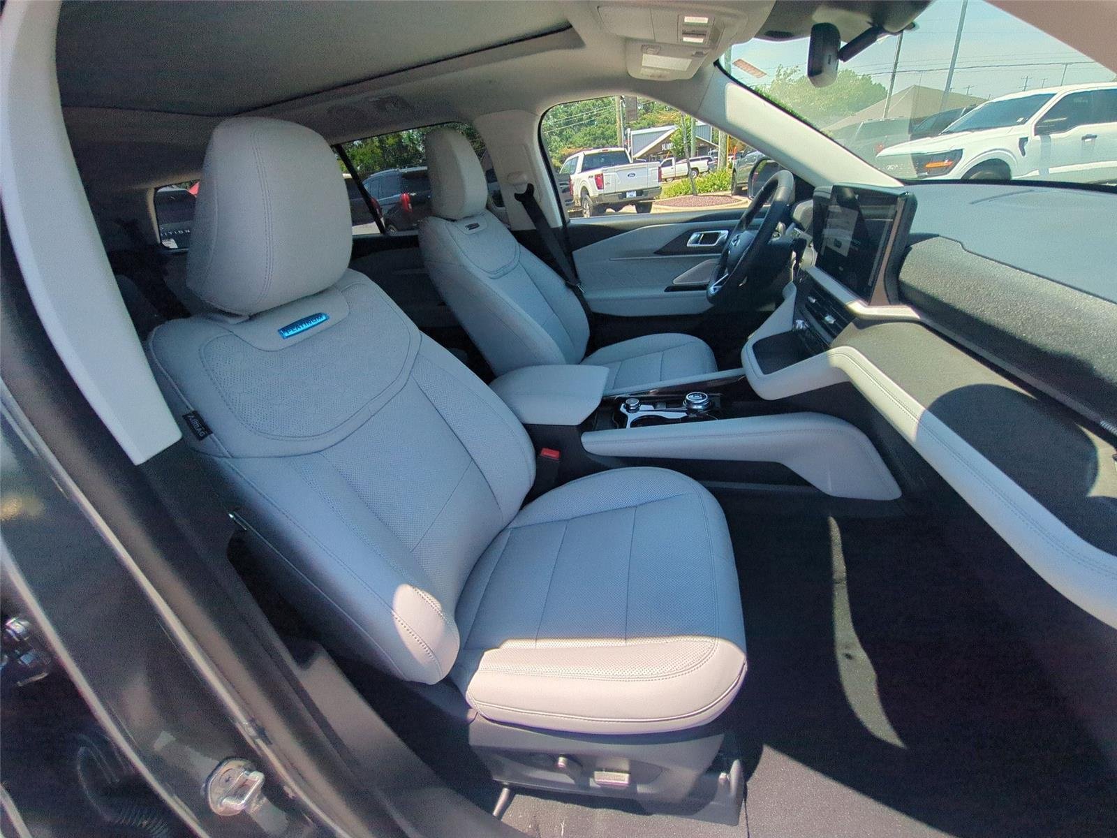 New 2026 Carbonized Gray Metallic Ford Platinum™ image 40