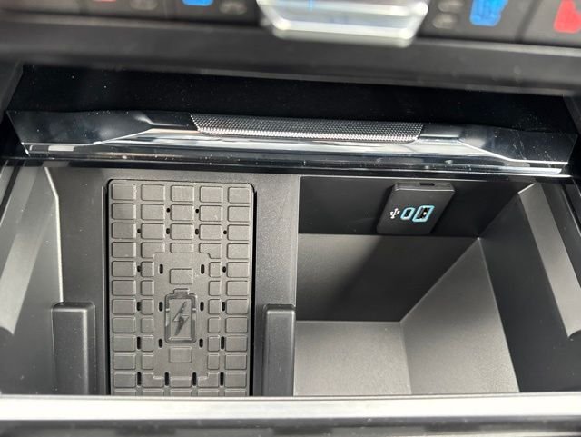New 2026 Avalanche Ford Lariat image 25