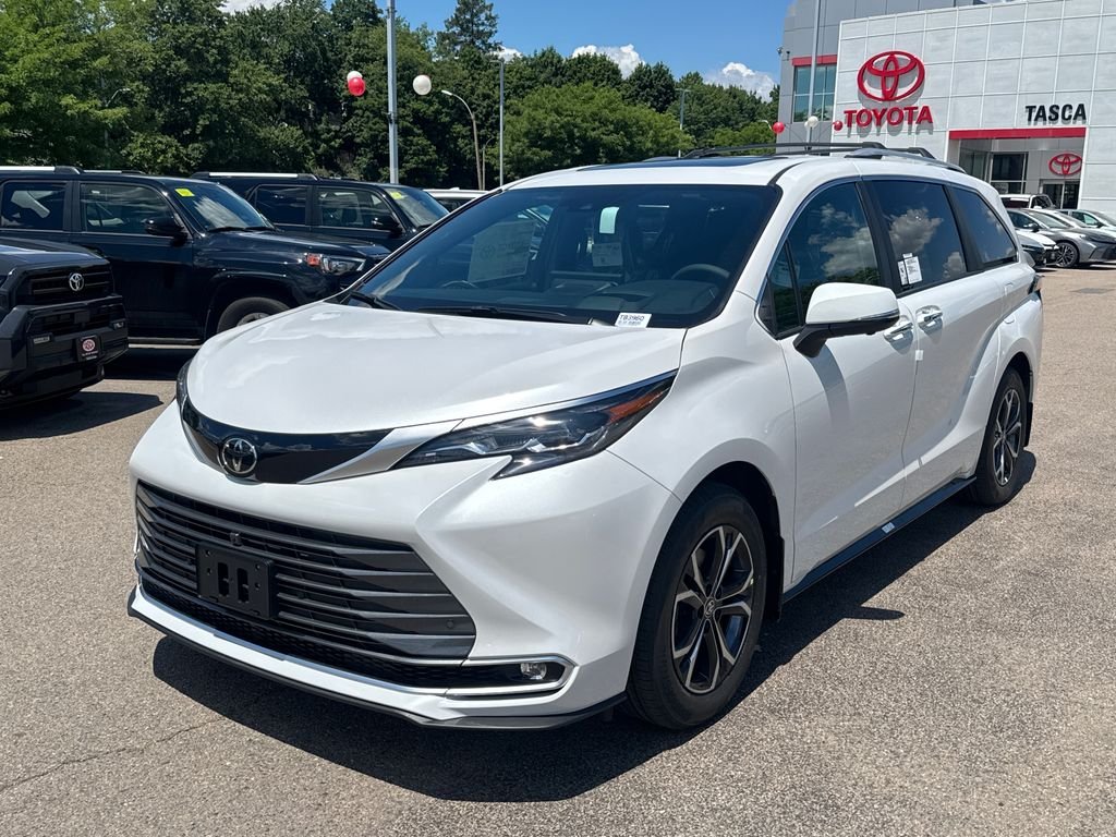 New 2026 Wind Chill Pearl Toyota Platinum image 3