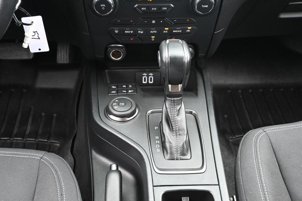 Certified Used 2019 Saber Metallic Ford XLT image 28