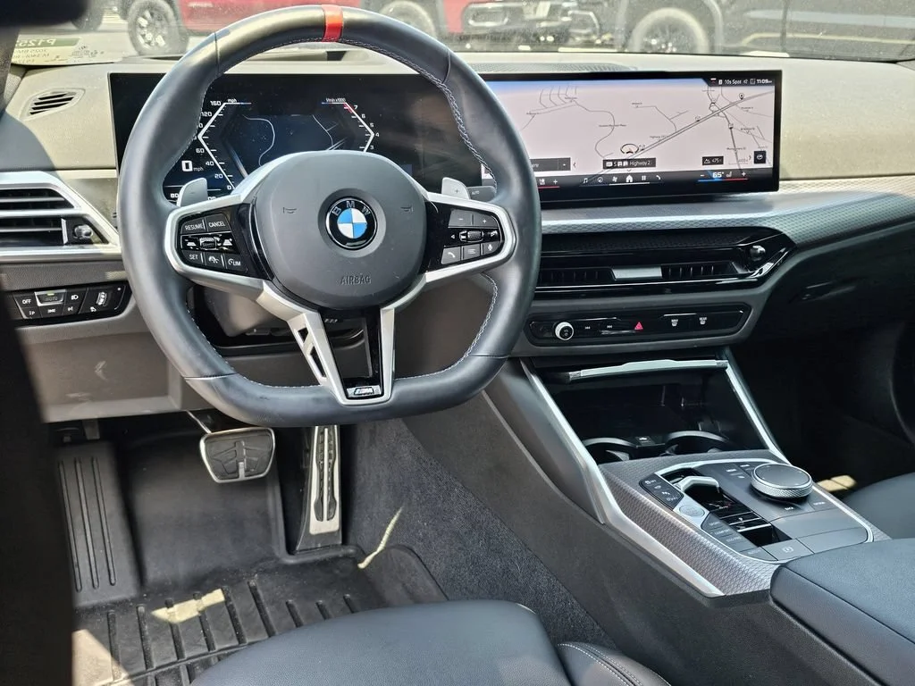 Used 2025  BMW M340i image 34