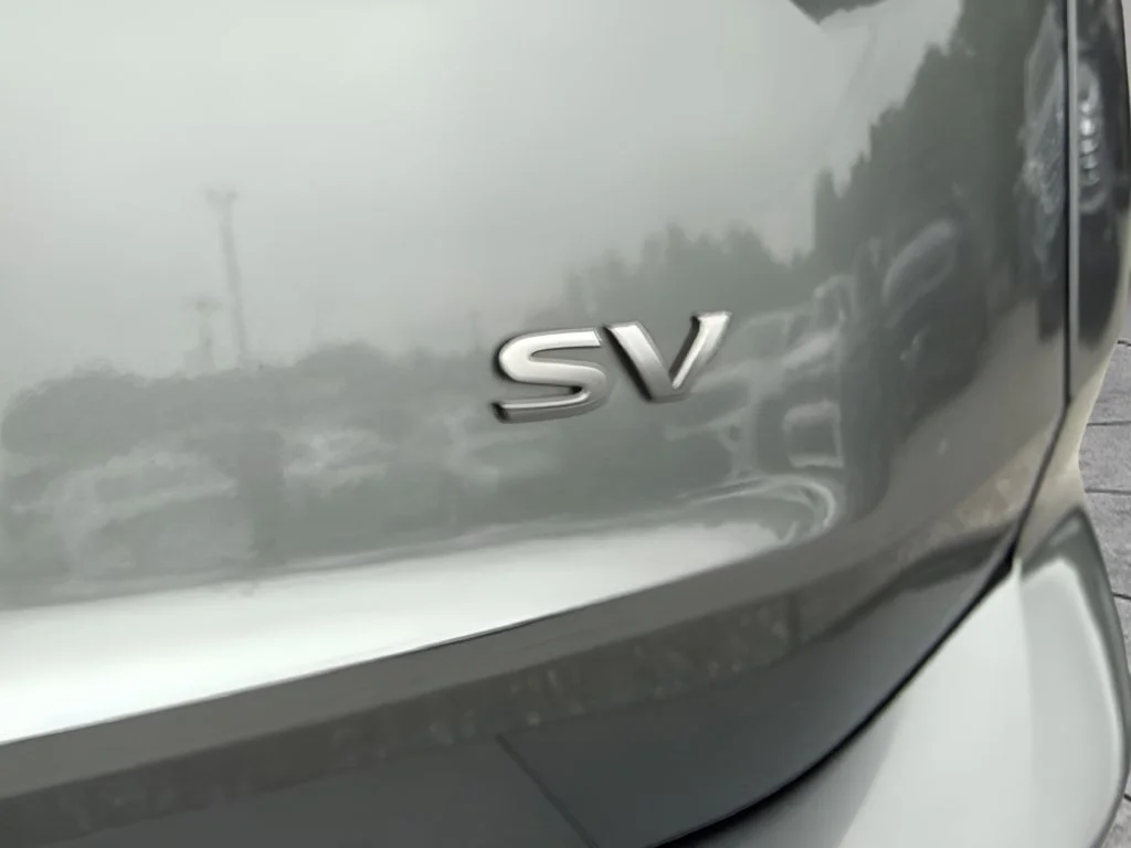 Used 2024 Gray Nissan SV image 26