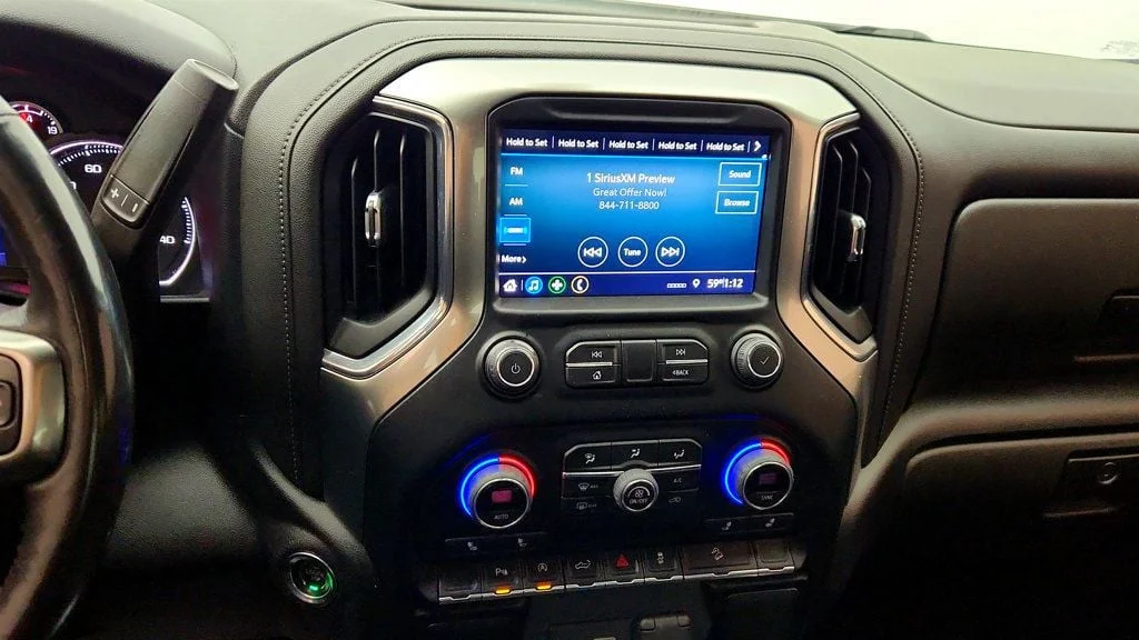 Used 2022 Iridescent Pearl Tricoat Chevrolet 4WD Crew Cab 147