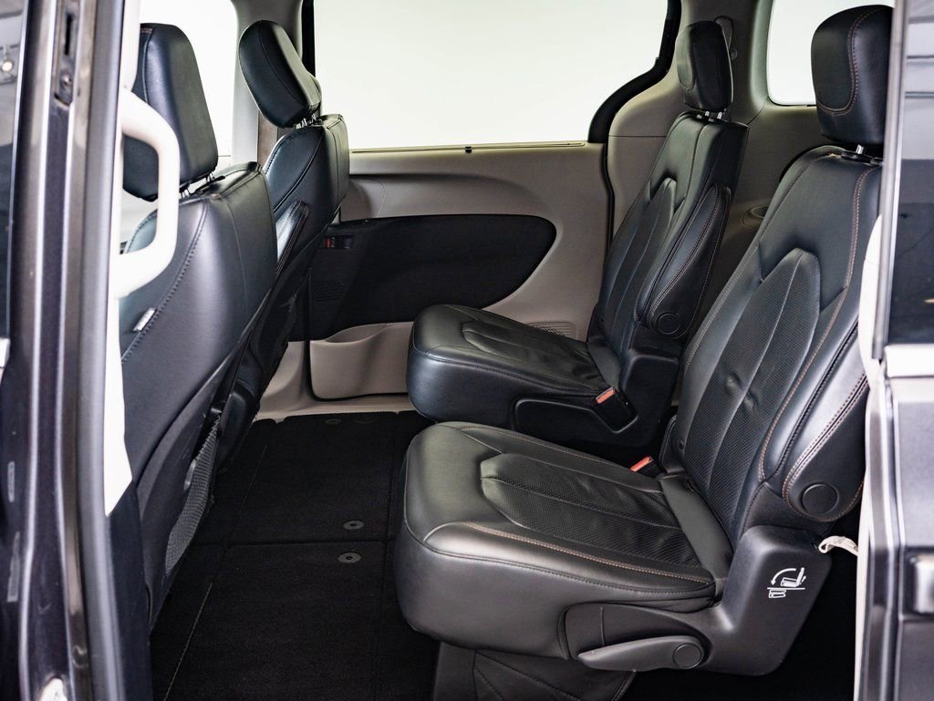 2019 Chrysler Pacifica Touring L - Photo 29