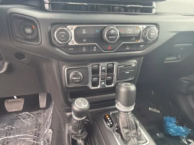 2025 Jeep Wrangler 4-Door Sport S - Photo 24
