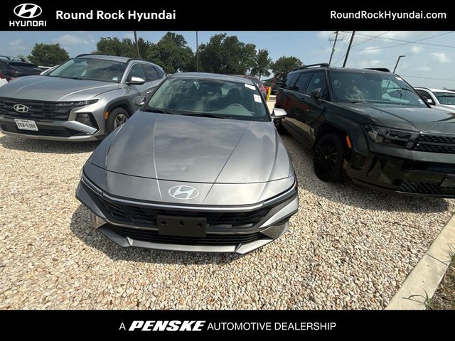 2025|Hyundai|Elantra|SE|4D Sedan
