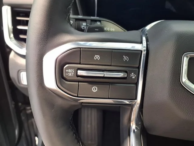 Used 2026 Sterling Metallic GMC Elevation image 8