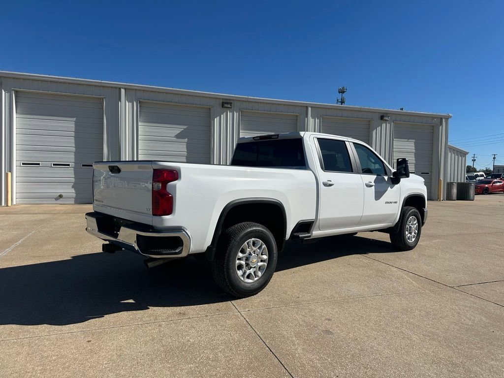 2026 Chevrolet Silverado 2500HD LT photo 3