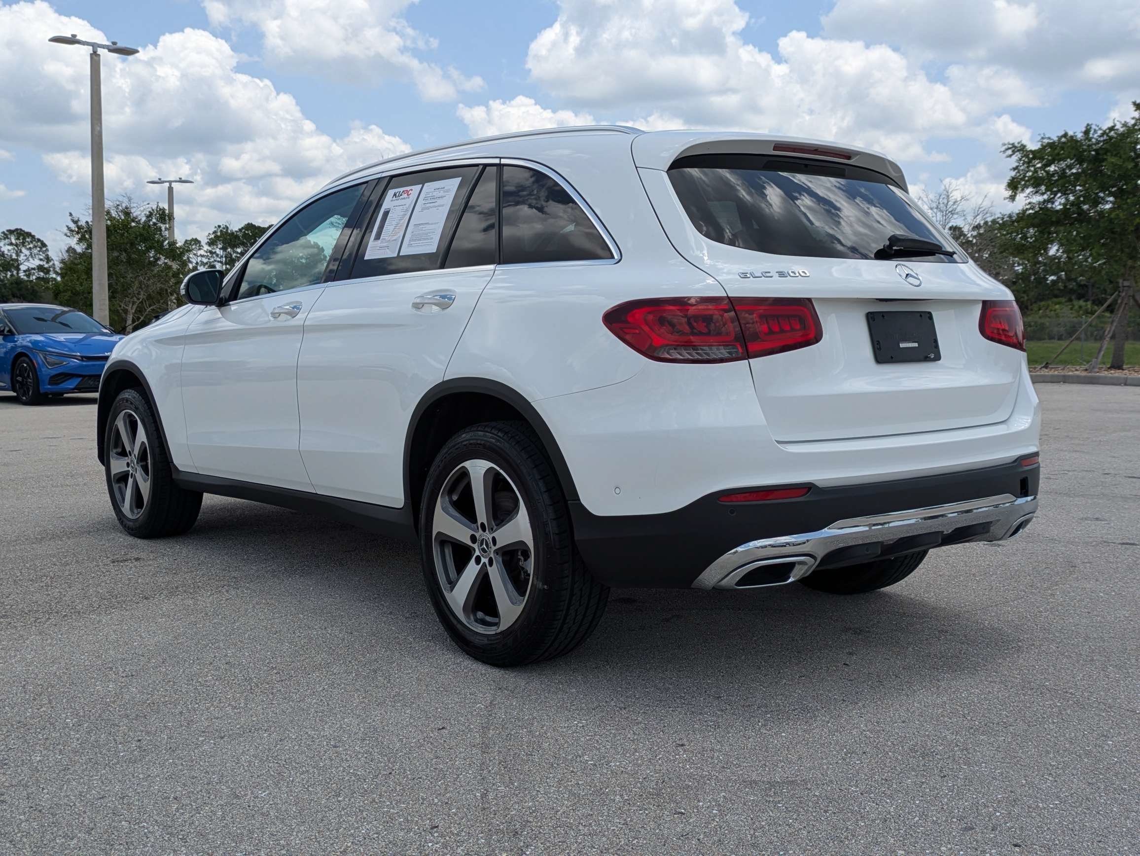 2022 Mercedes-Benz GLC GLC300 - Photo 7