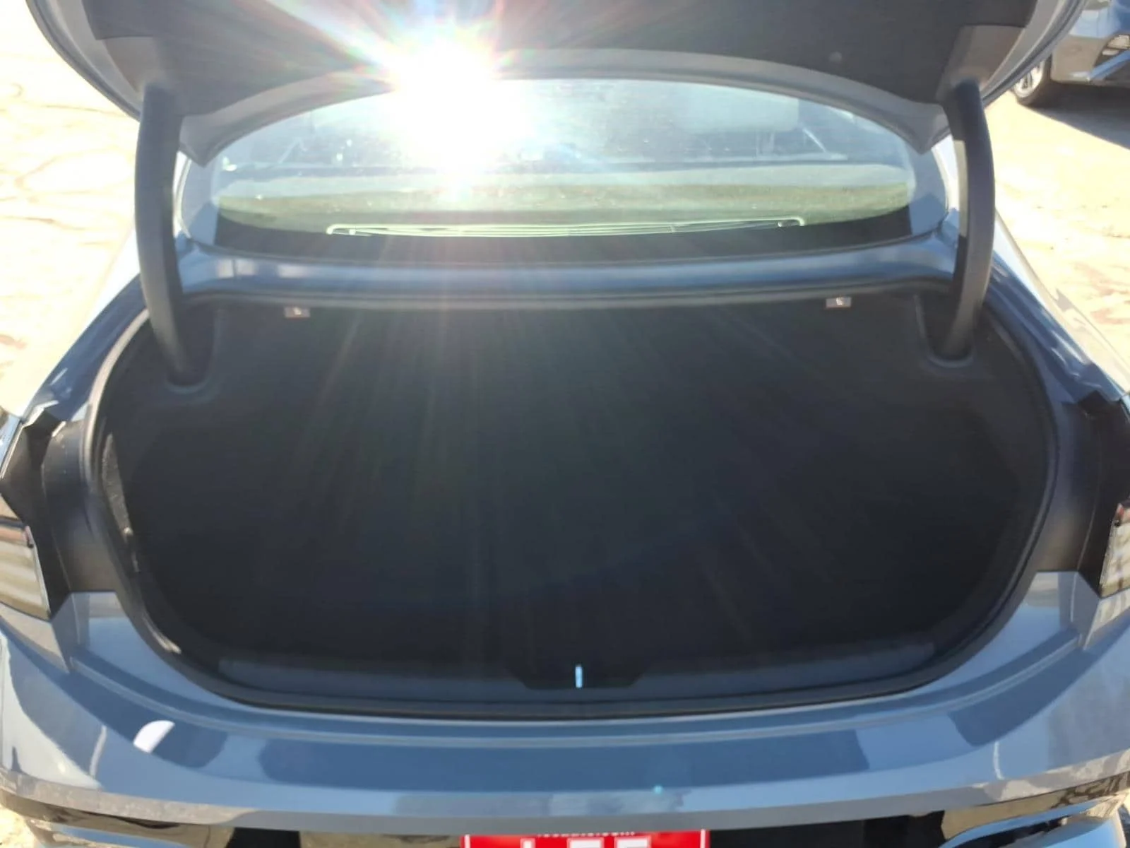 Used 2025 Blue Hyundai SEL image 12