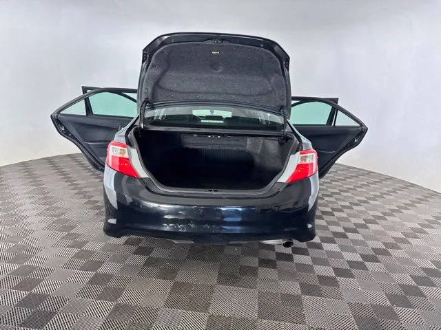 Used 2014 Black Toyota SE image 21